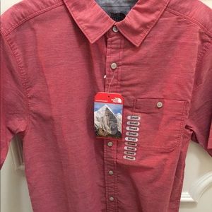 Men’s Northface button up